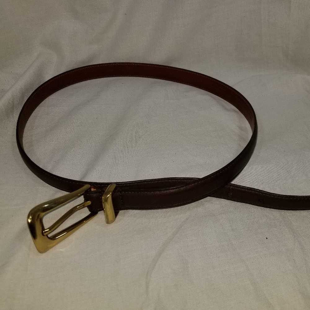 # b8,668 Coach Brown Leather Belt